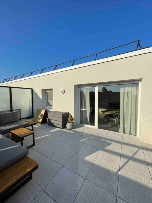 Appartement T2 Neuf - Grande Terrasse De 25M2 Saint-Priest  Buitenkant foto