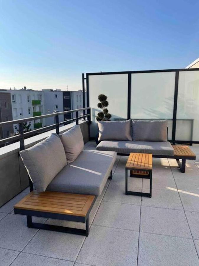 Appartement T2 Neuf - Grande Terrasse De 25M2 Saint-Priest  Buitenkant foto